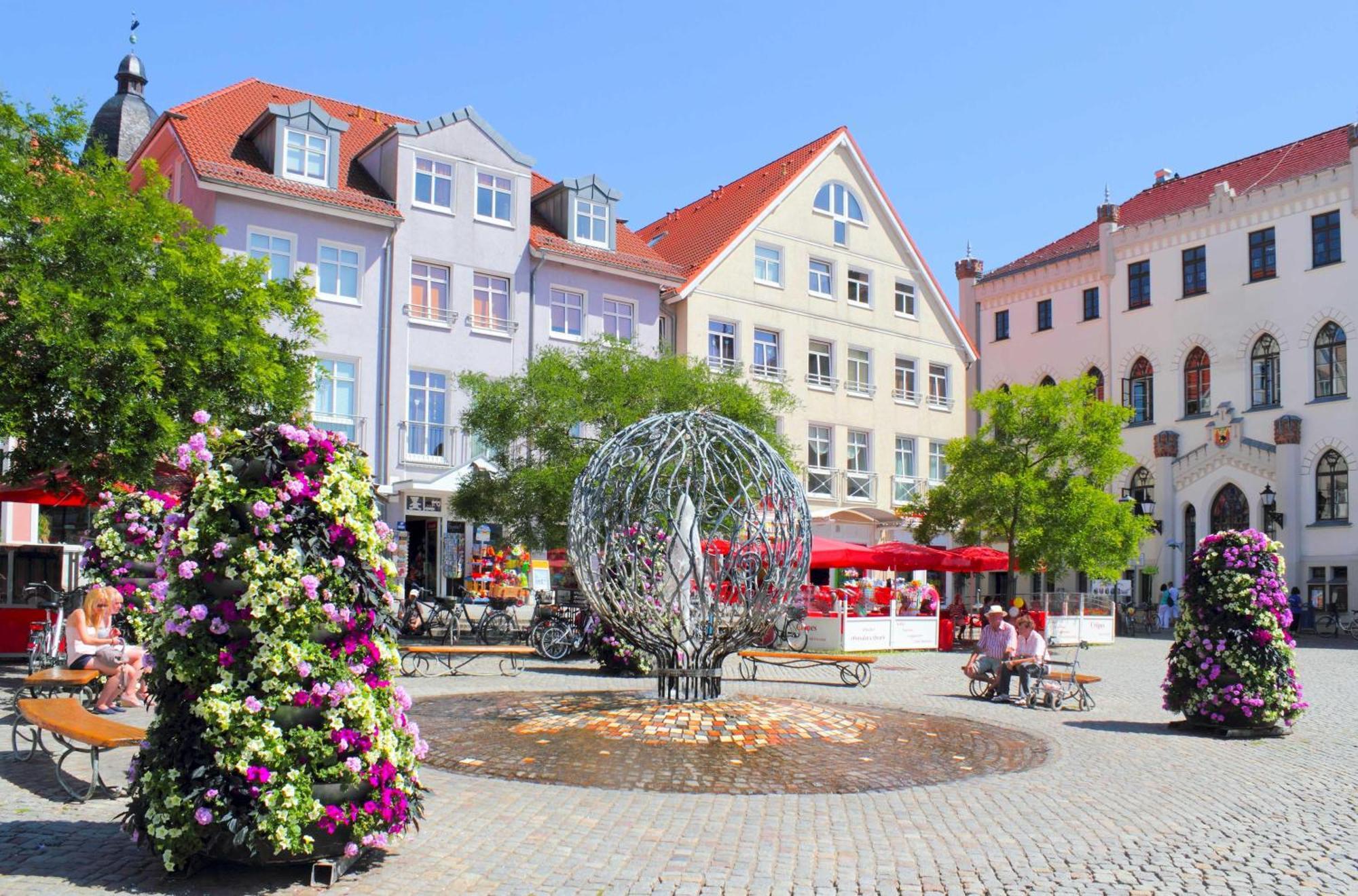 Grosse Sommerliebe - Ferienhaus Nah Am Volksbad Und Radwanderweg فارين المظهر الخارجي الصورة